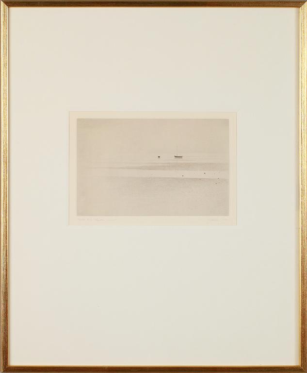 GUNNAR NORRMAN, 2 st, etsningar, signerade, daterade 1975 och numrerade 8/12 och 12/15.