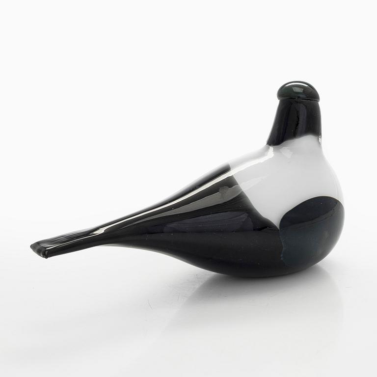 Oiva Toikka, a glass bird, signed O. Toikka Nuutajärvi.