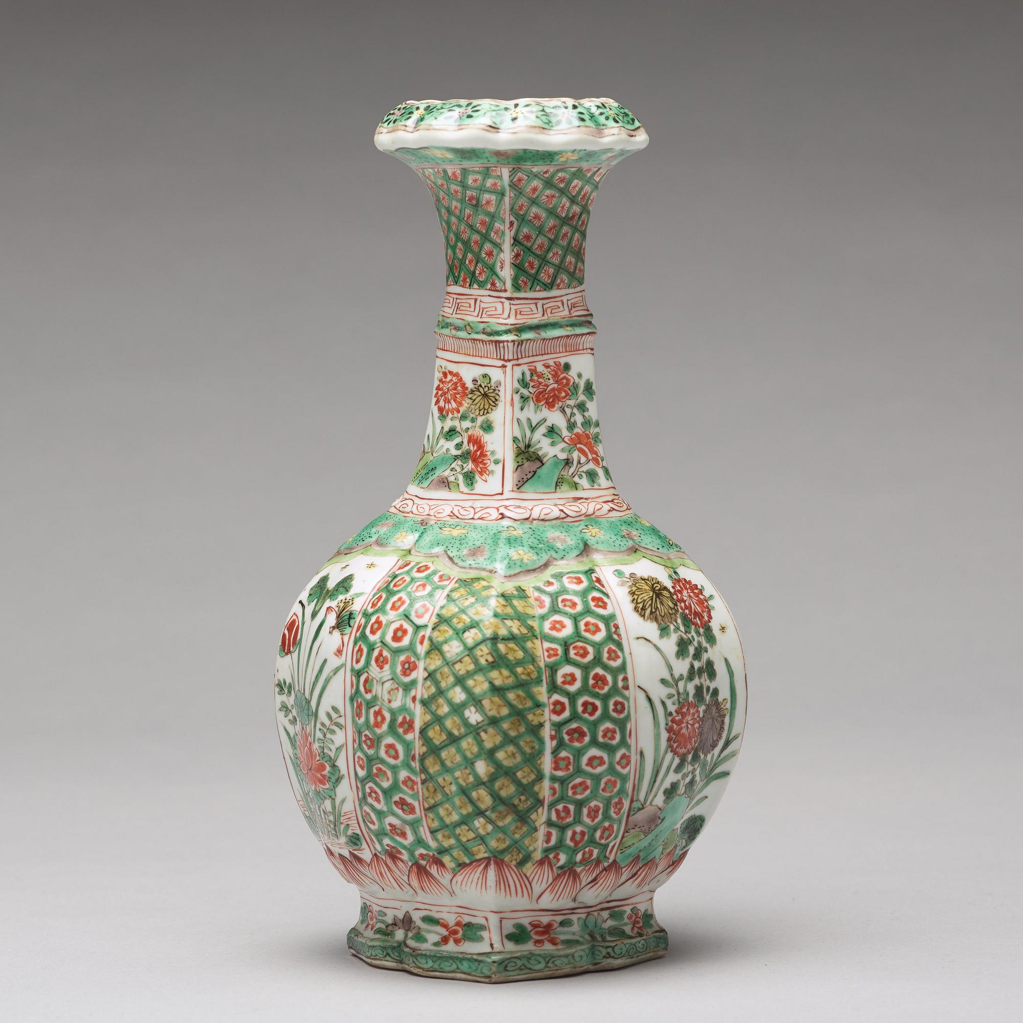 KANNA, porslin, Qingdynastin, Kangxi (1662-1722).