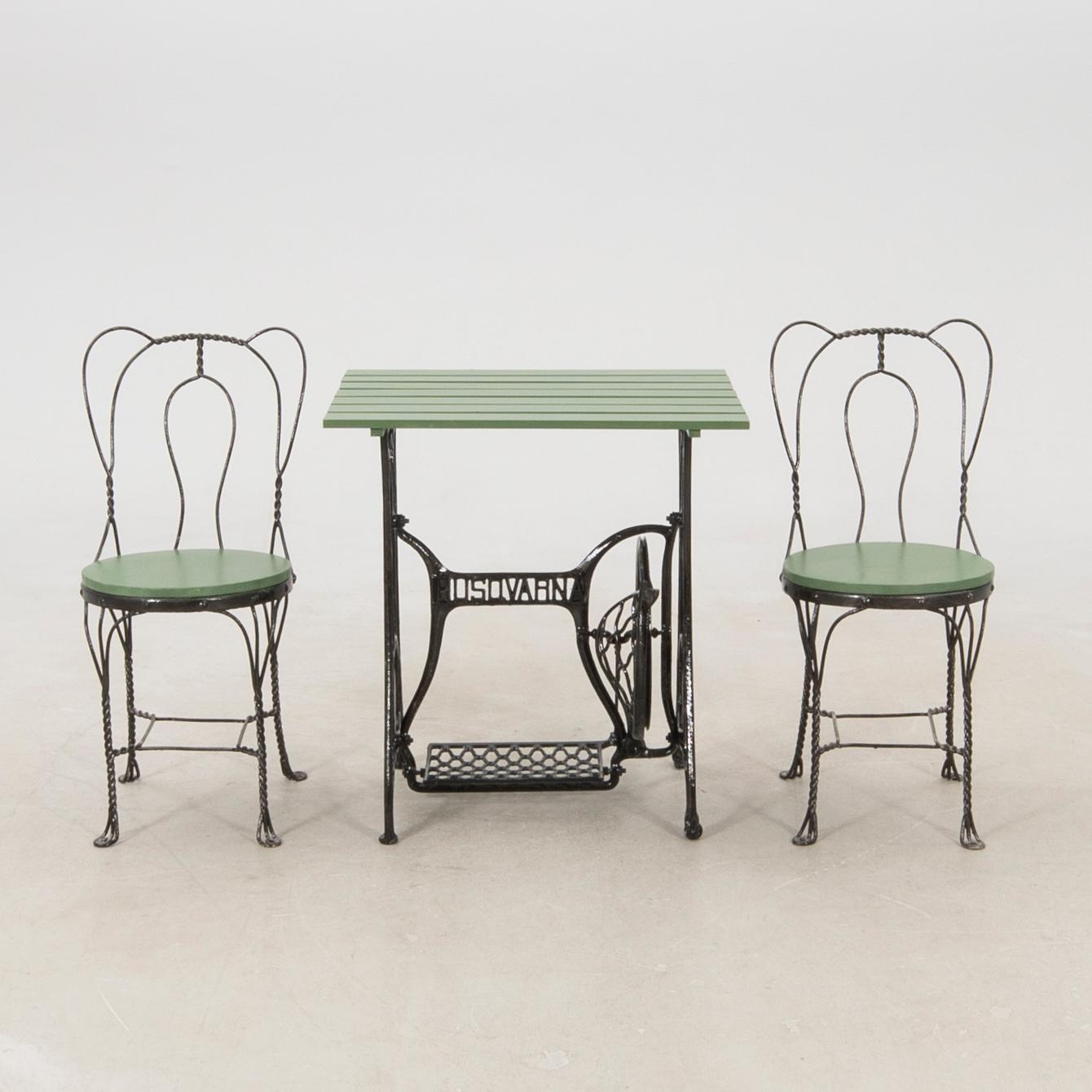 Trädgårdsgrupp 3 dlr 1900-talets första hälft.