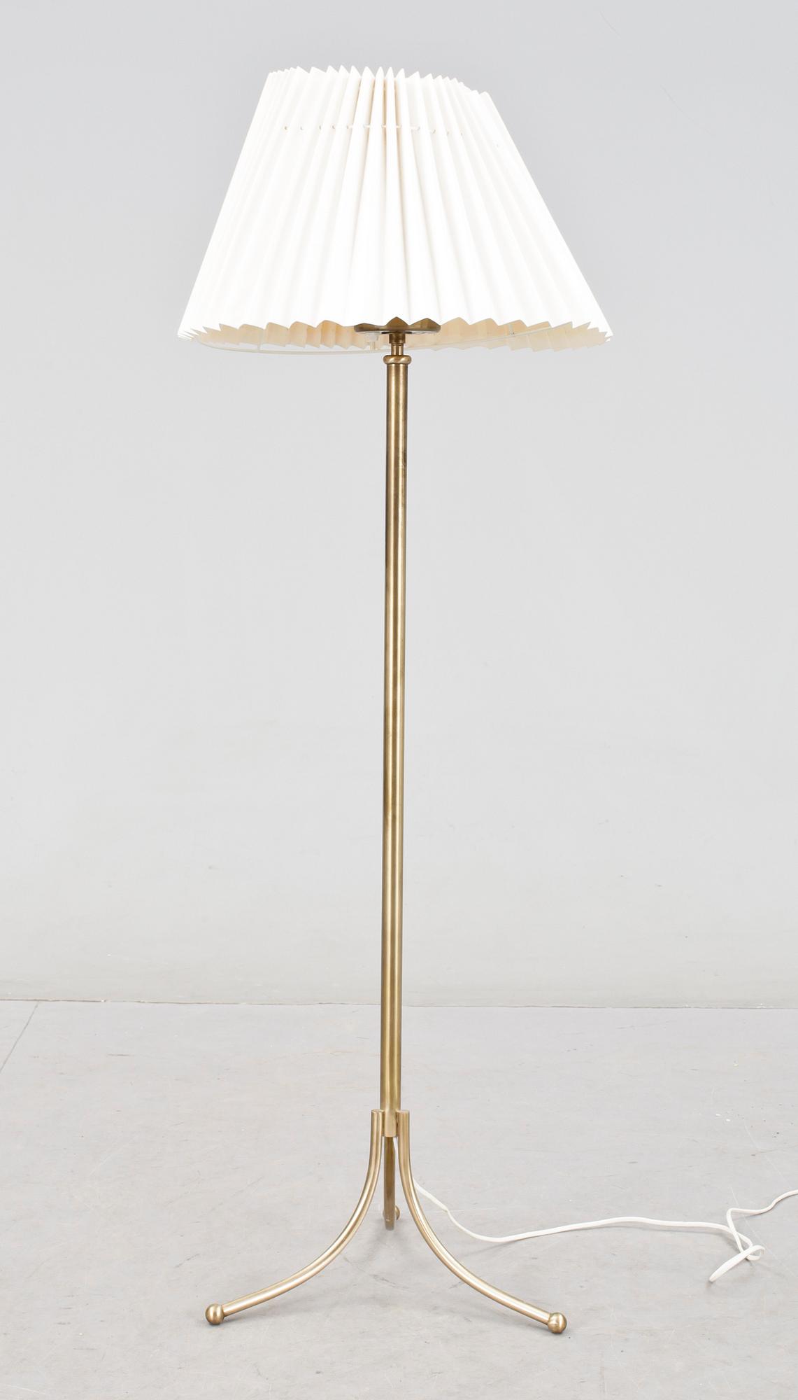 GOLVLAMPA, mässing, "2326", Josef Frank, Firma Svenskt Tenn.