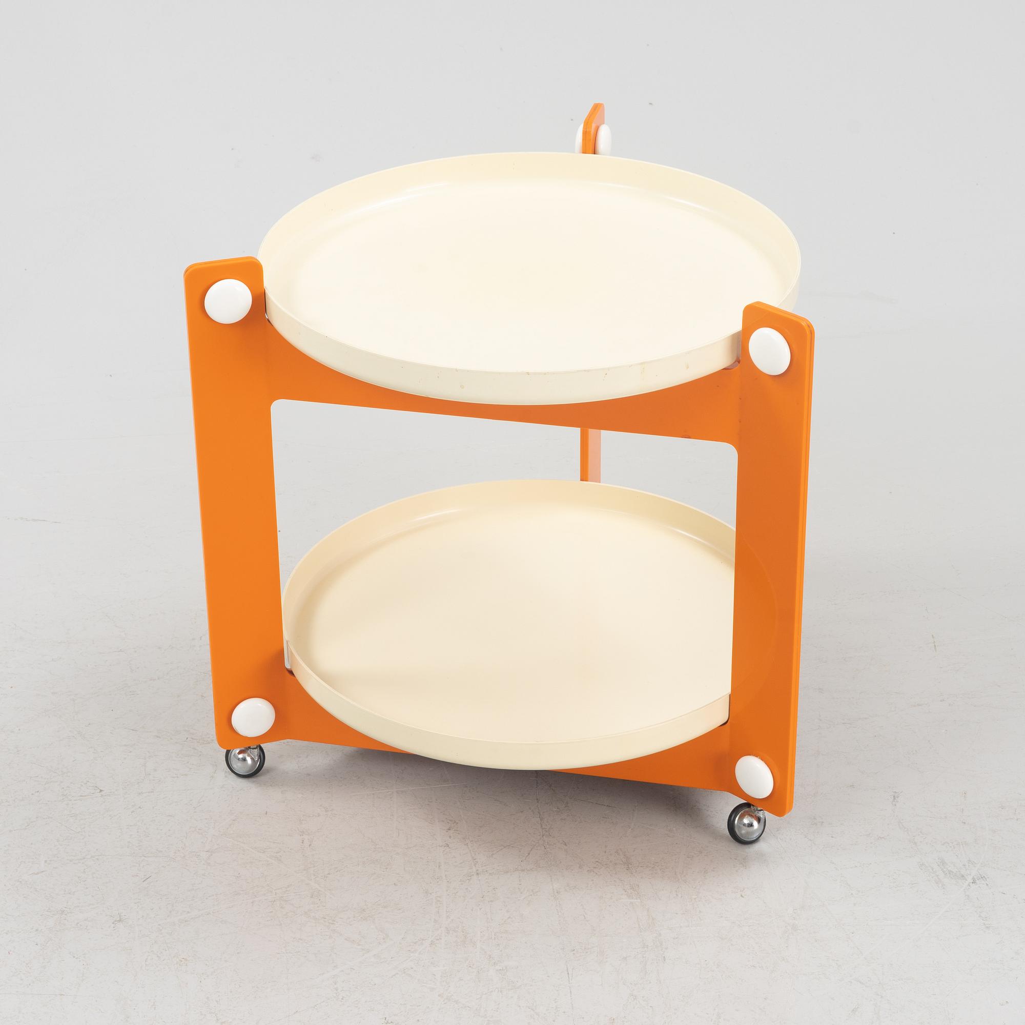 Luigi Massoni, a plastic tray table, Guzzini, Italy.