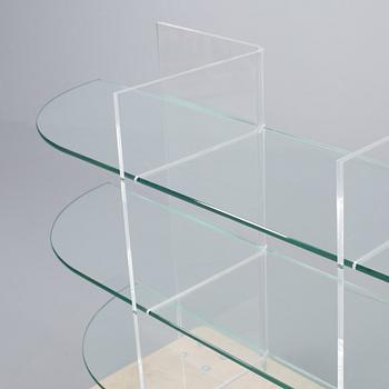 HYLLA, glas och plexi. modern tillverkning.