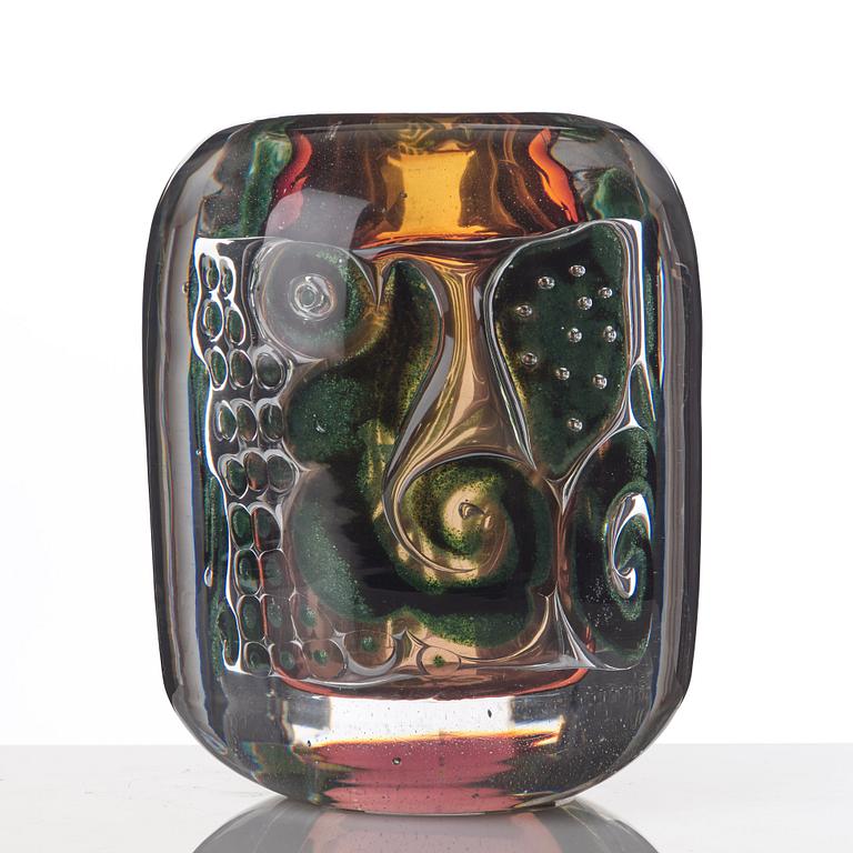 Edvin Öhrström, an "ariel" vase with a bathing female, Orrefors Sweden 1942, nr 260.