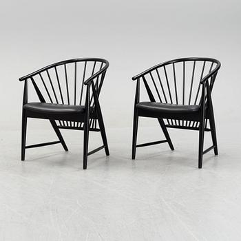 Sonna Rosen, a set of two 'Solfjädern' easy chairs from Gemla, 2007.