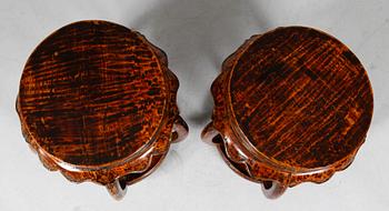 BORD, ett par, Kina, modern tillverkning.