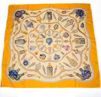 SCARF, "Qu'Import le Flacon", Hermès.