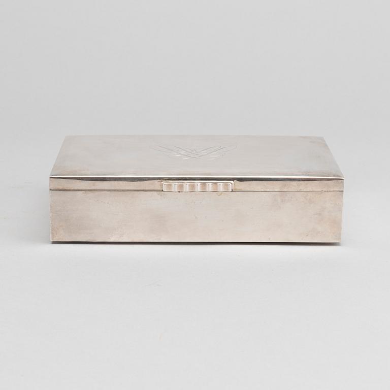 A 20th century silver cigarbox.