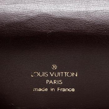 LOUIS VUITTON, 'Serviette Kazan'.