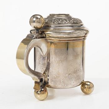 A Swedish 20th century silver tankard, mark of CG Hallberg, Stockholm 1944.