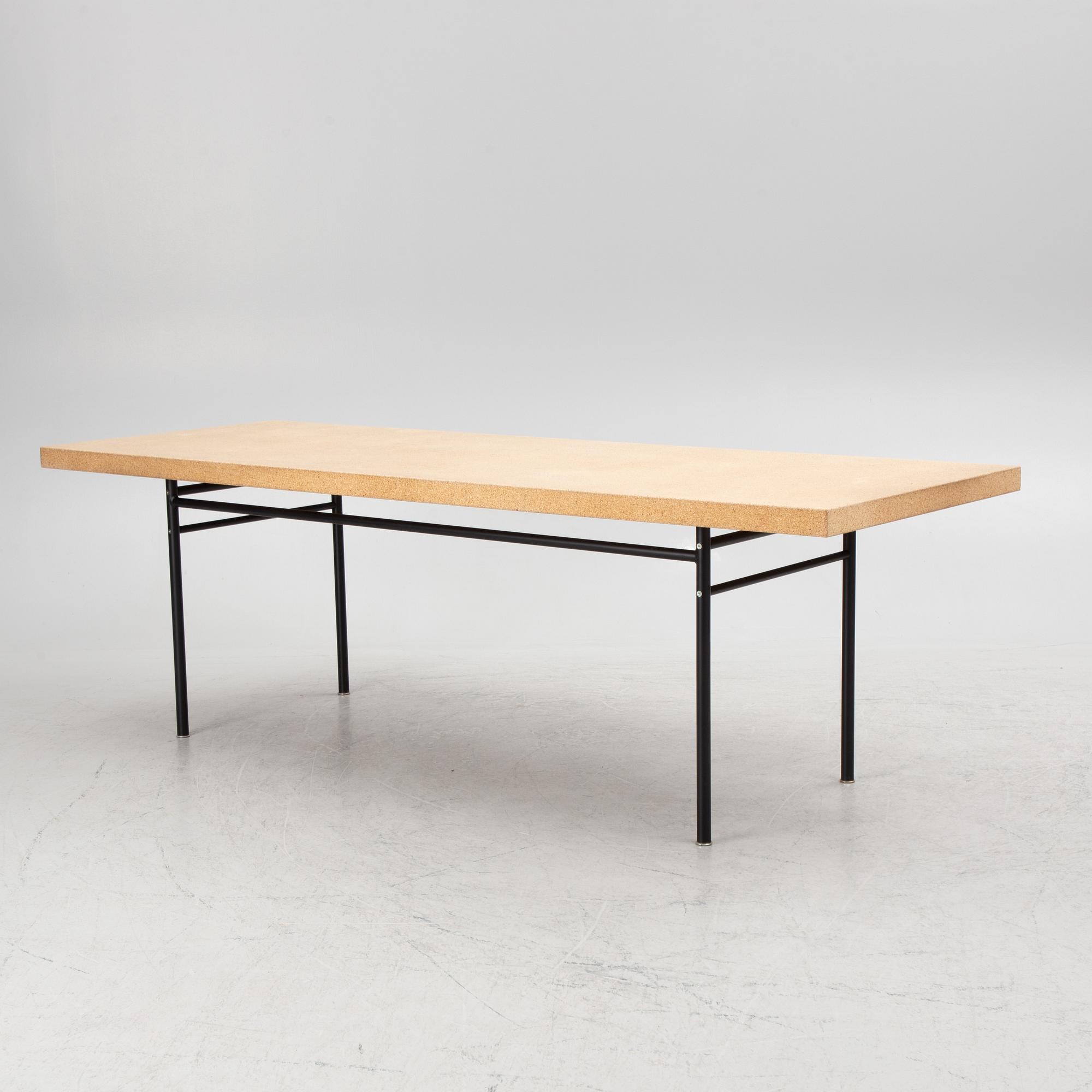 Ilse Crawford, bord, "Sinnerlig", Ikea, 2015.