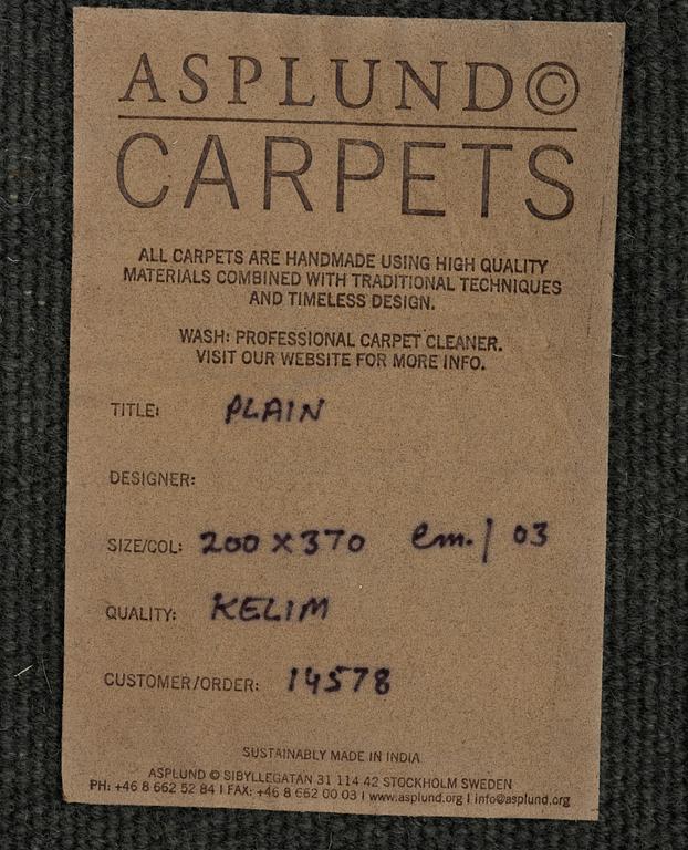 Matta, slätväv, Asplund Carpets, 362 x 205 cm.