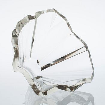 Tapio Wirkkala, A VASE.