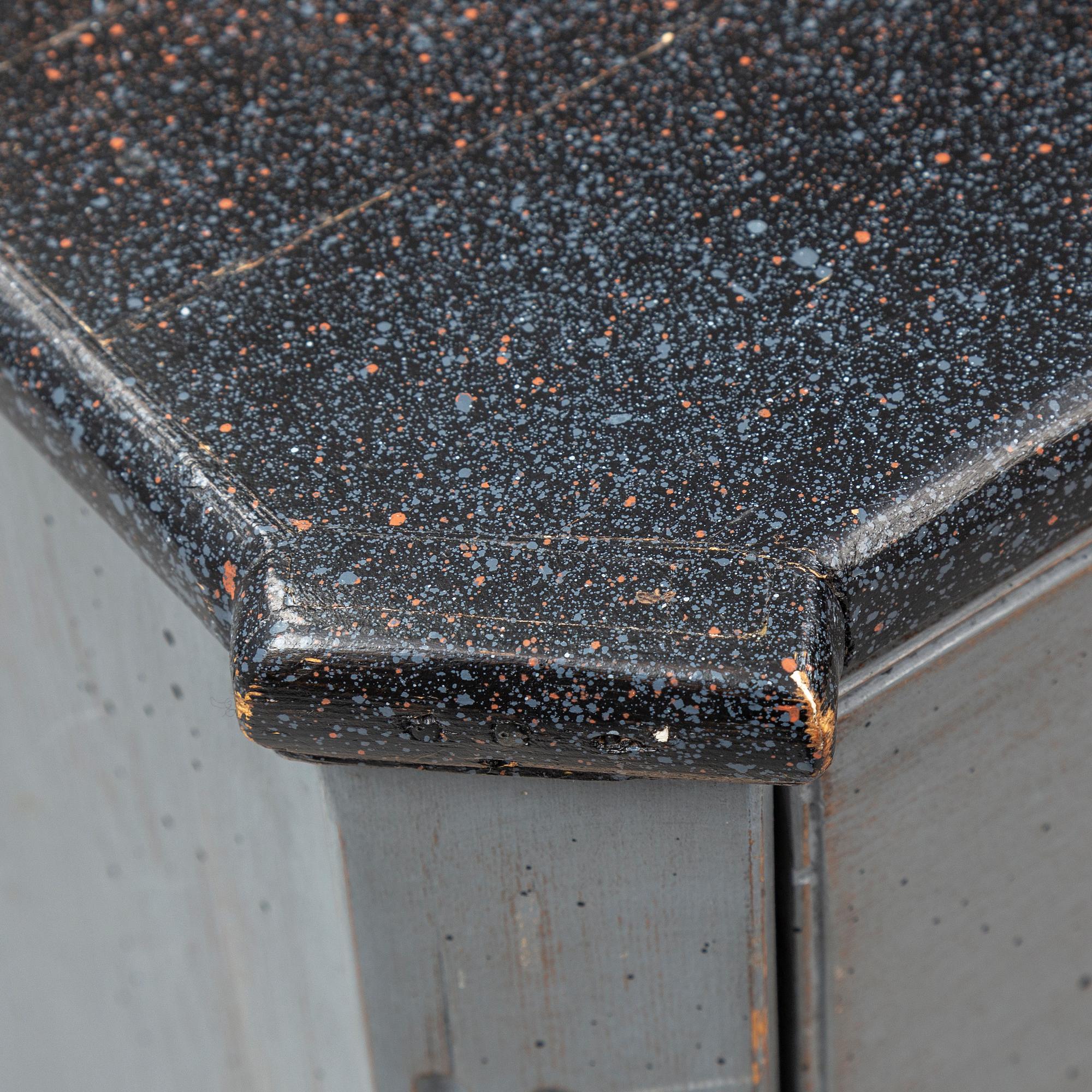 BYRÅ, Gustaviansk, tidigt 1800-tal.