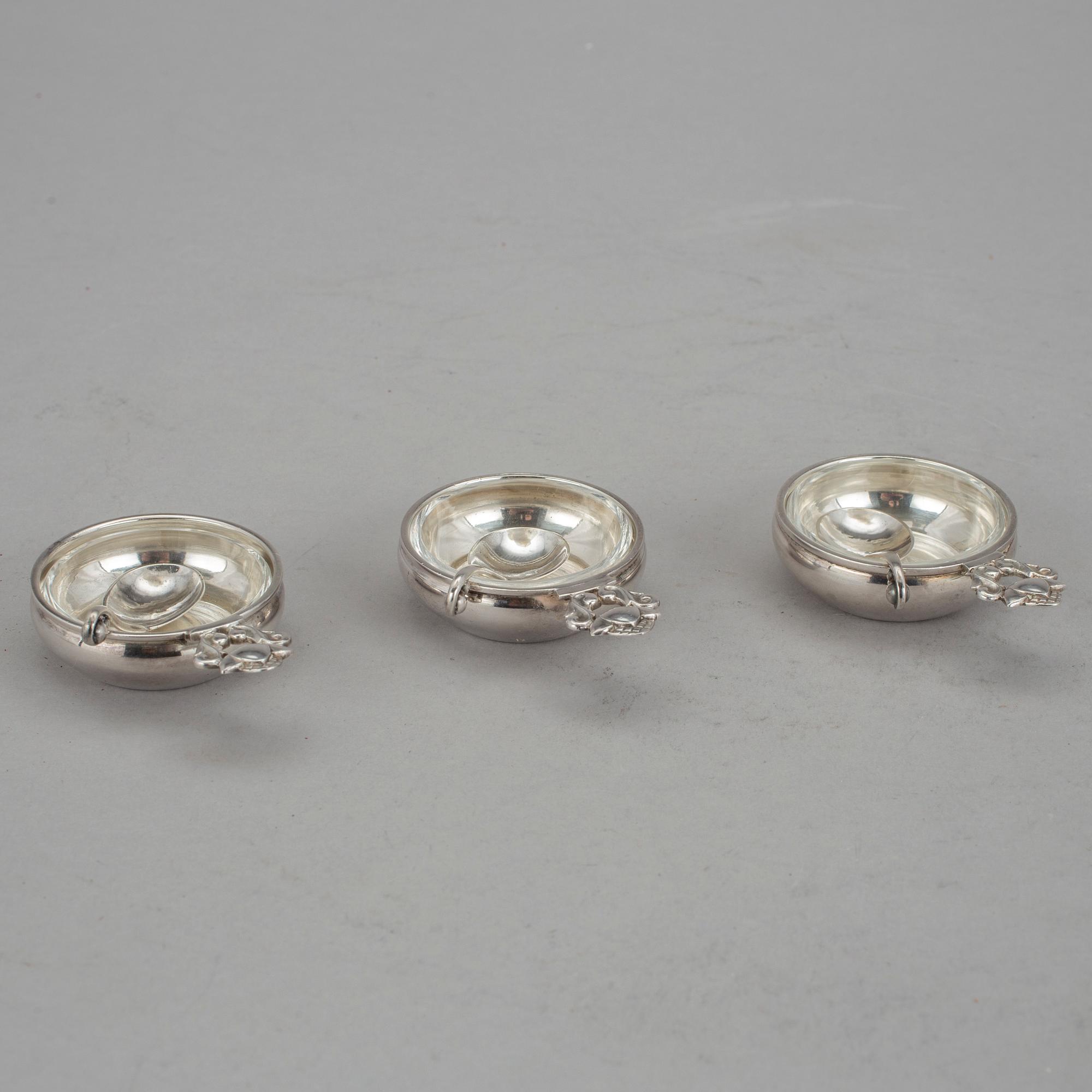 SALTKAR, 3 st, silver, "Konge", Georg Jensen, Danmark. Total silvervikt ca 59 g.
