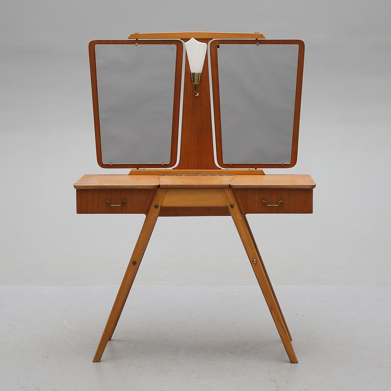 TOALETTBORD, 1950/60-tal.