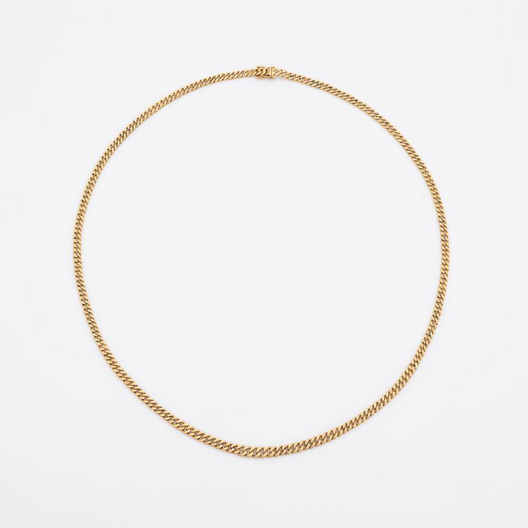 18K gold necklace.
