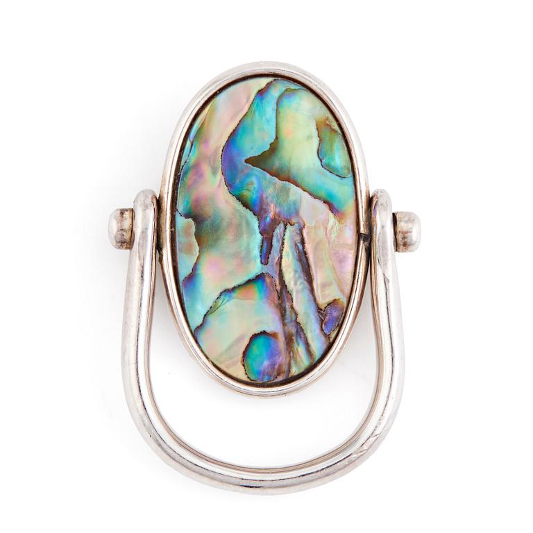 Vivianna Torun Bülow-Hübe, a sterling silver and mother-of-pearl ring, Jakarta, Indonesia.