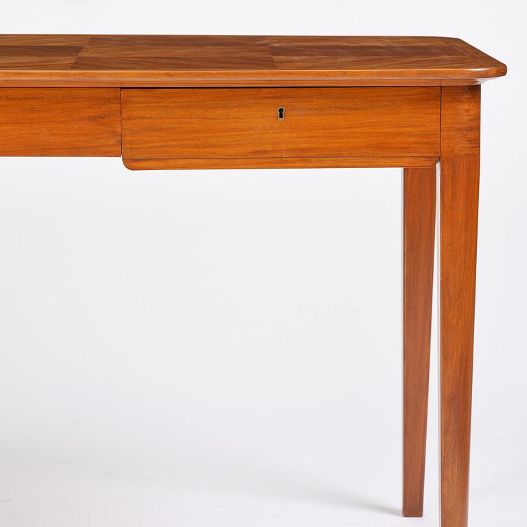 Oscar Nilsson, a mahogany desk, cabinetmaker Allan Lindgren, Stockholm, 1938.
