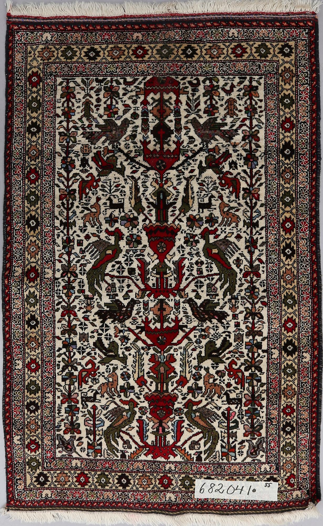 MATTA, orientalisk, old. Ca 130 x 85 cm.