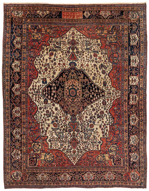 An antique 'Khan' Bakthiari, Chahar Mahal & Bakhtiari area, northwestern Persia (Iran), c. 546 x 430 cm.