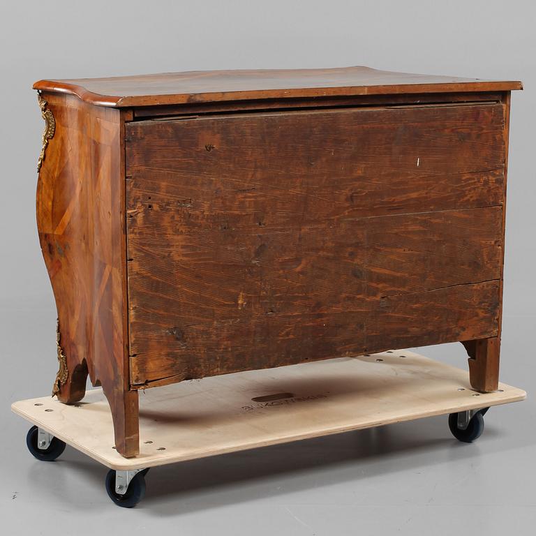 BYRÅ, rokoko, 1700-tal.