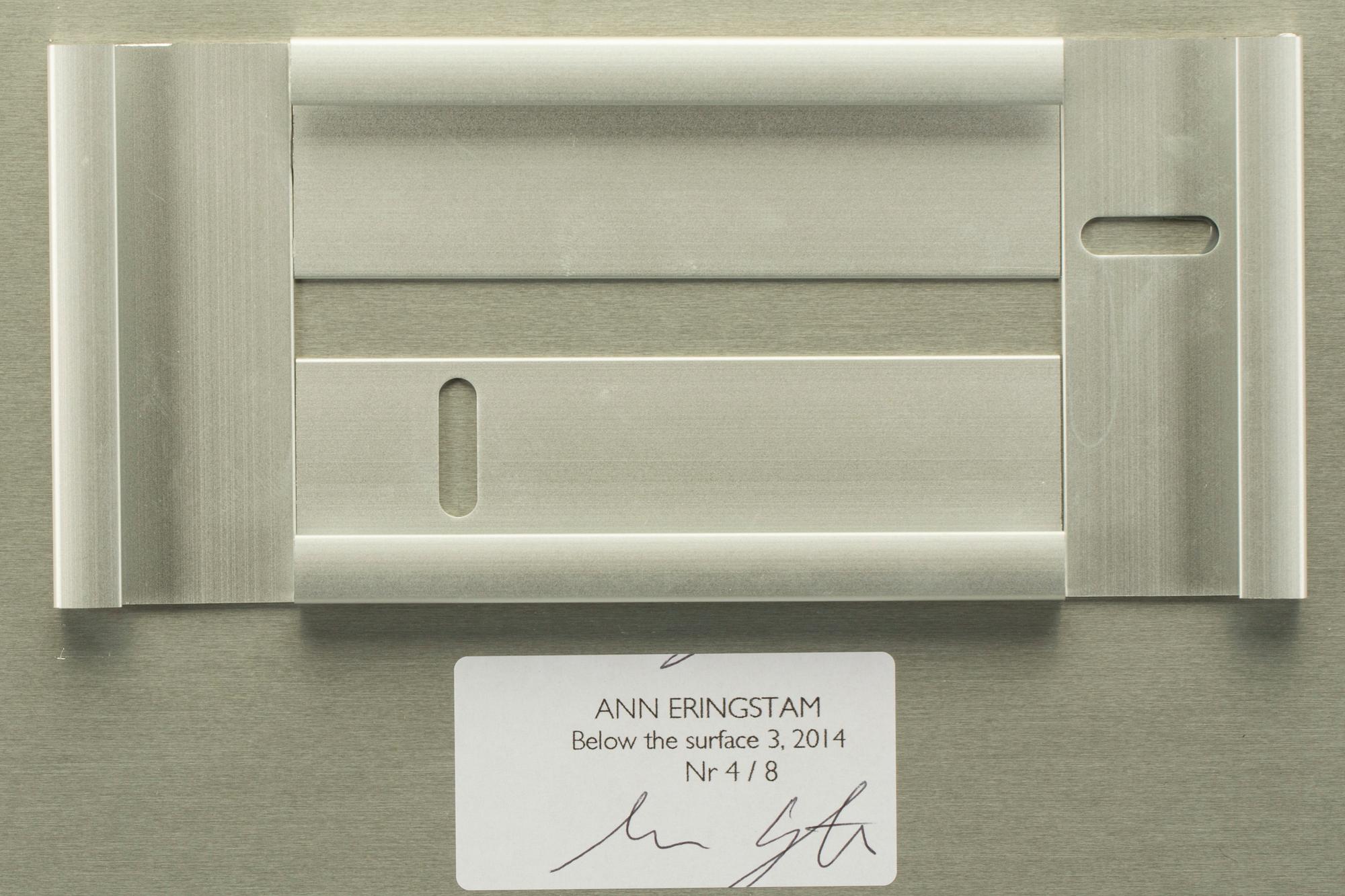 ANN ERINGSTAM, triptyk. "Below the surface 1, 2 och 3", 2014. Signerade Ann Eringstam på etiketter a tergo.