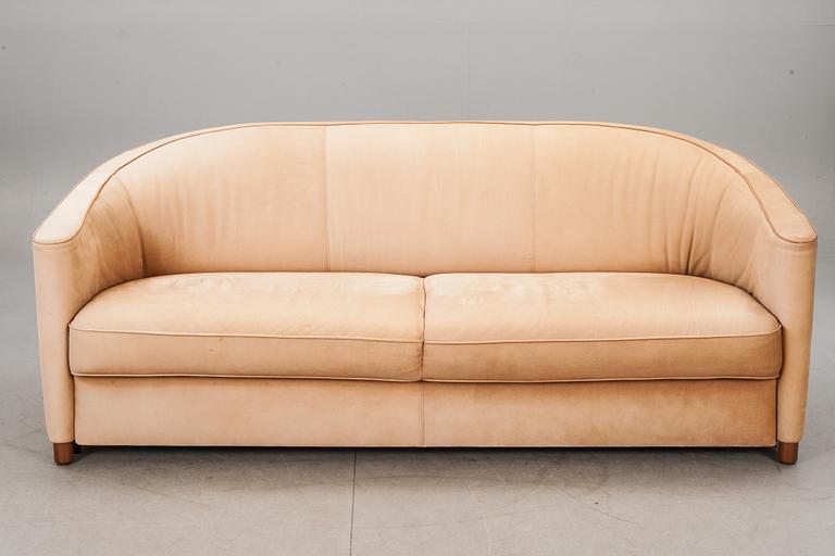 SOFFA, "Club Grande" design Ernst M Dettinger. Walter Knoll.