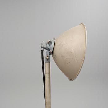 GOLVLAMPA, Industri, 1900-tal.