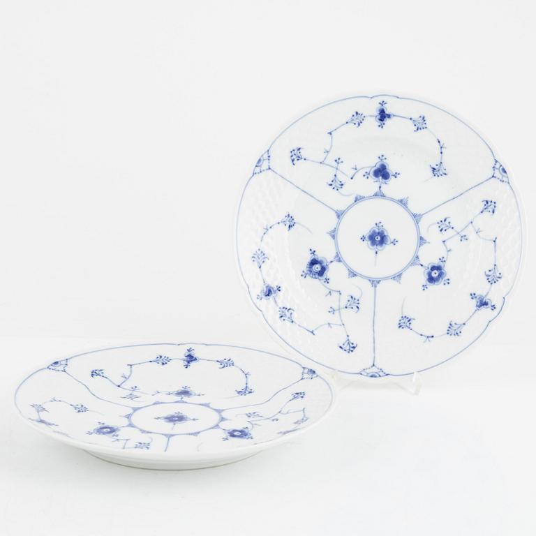 Bing & Grøndahl, tallrikar, 9 st, porslin, "Musselmalet", Danmark.