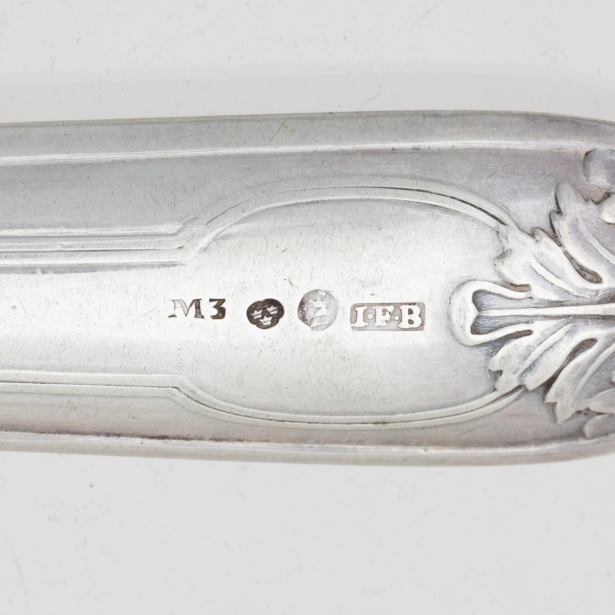 Eight Swedish silver dinner knives, mark of Johan Fredrik Björnstedt, Stockholm 1818.