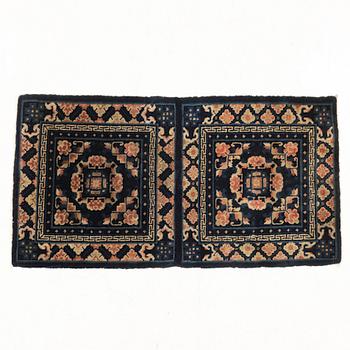 Rug, China, semi-antique/antique, approx. 106 x 57 cm.