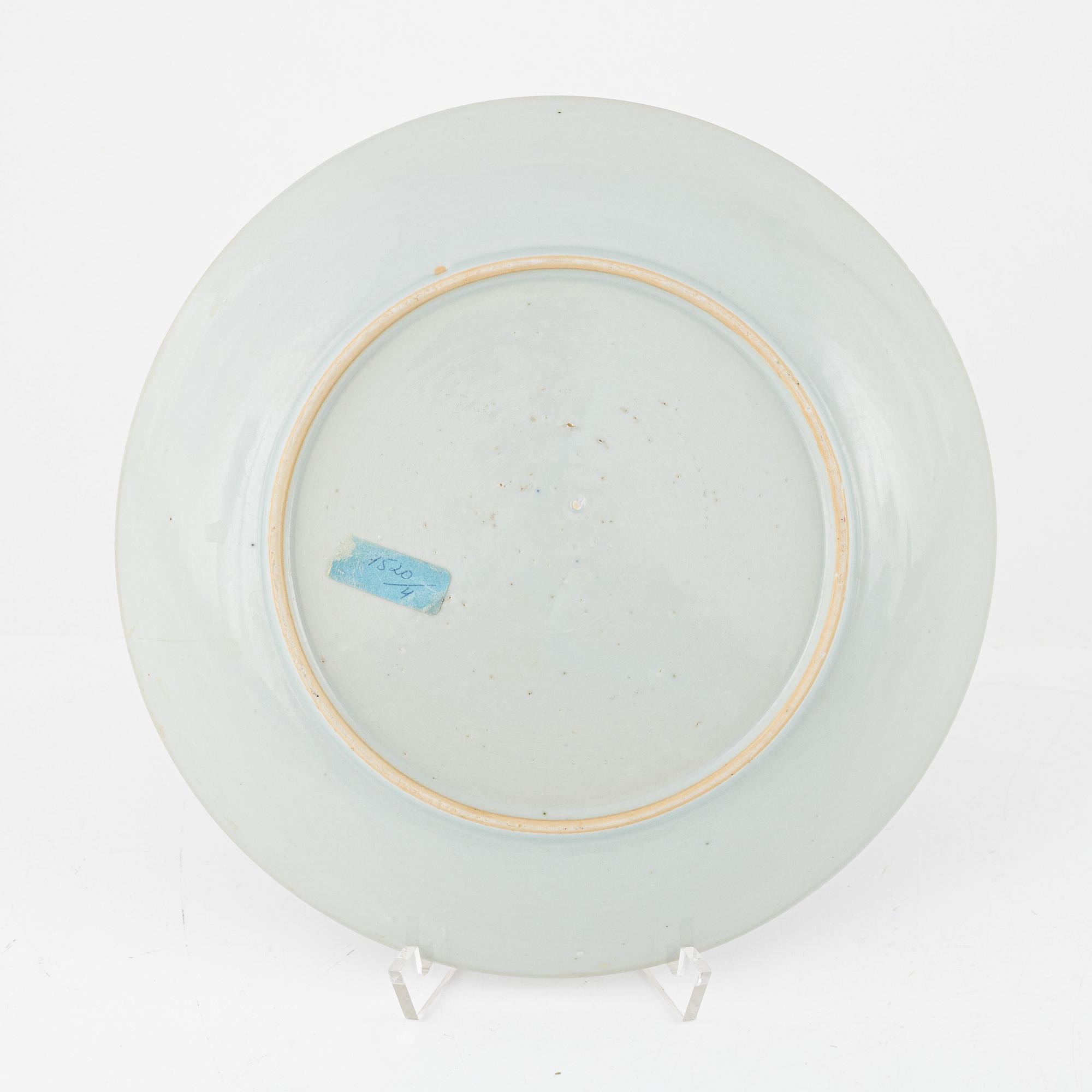 Kaffekanna samt tallrikar, 4 st, porslin, Kina, Qianlong (1736-95).