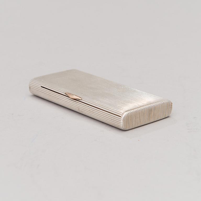 A RUSSIAN SILVER CIGARETTE CASE, St:Petersburg ca 1900, goldsmith И.Б.