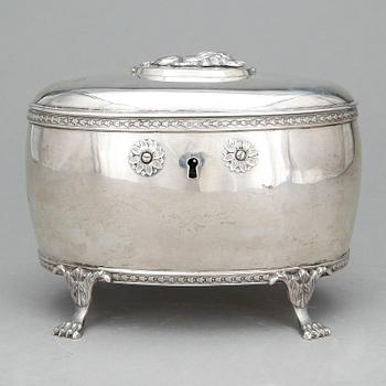 SOCKERSKRIN, silver, empire, Johan Petter Grönvall, Stockholm. Vikt ca 568 gram.