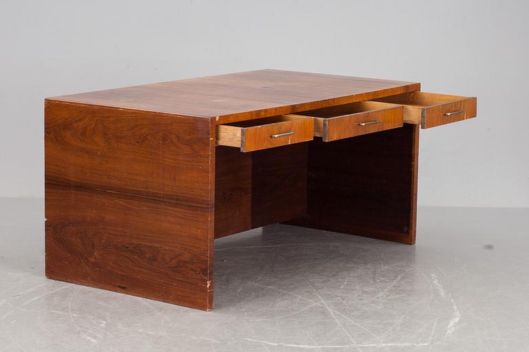 SKRIVBORD, funkis, 1930-tal.