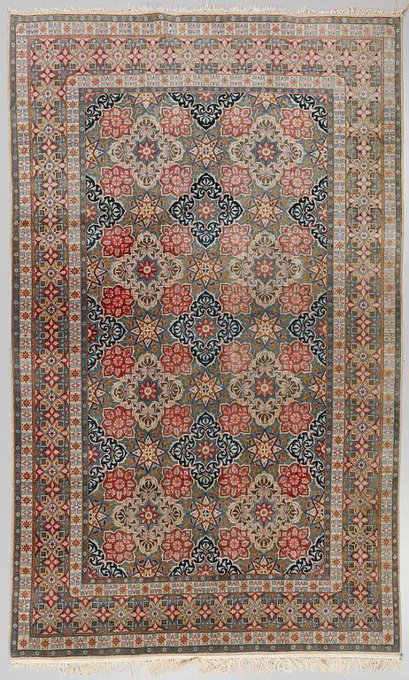 MATTA, orientalisk, old, 336x228 cm.