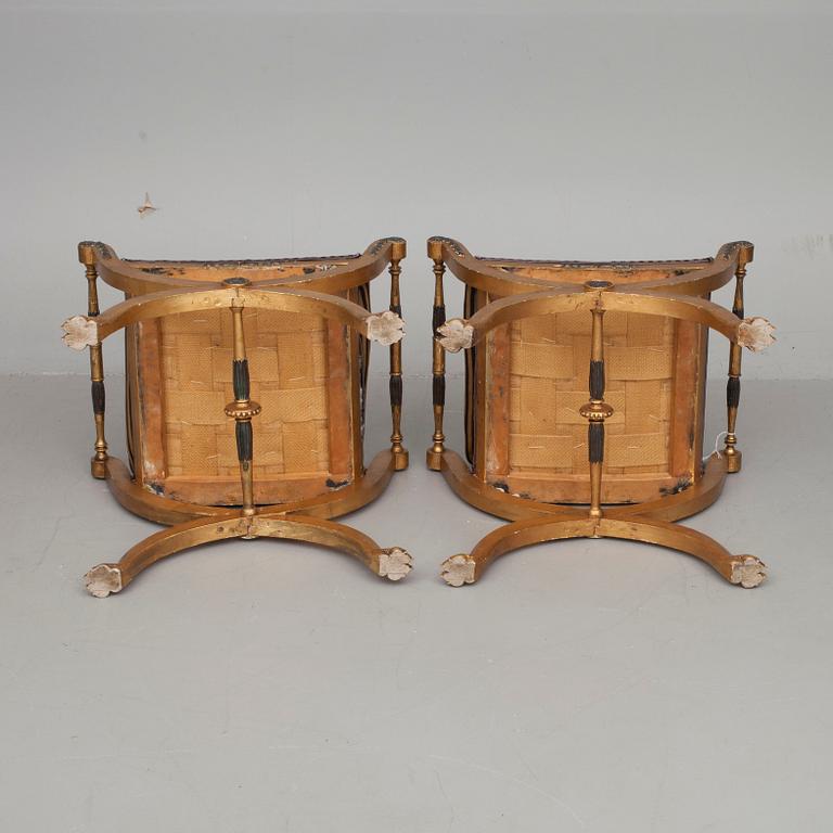 TABURETTER, ett par, sekelskiftet 1800/1900.