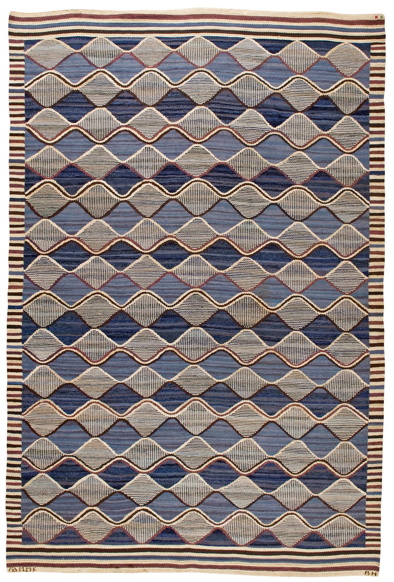 MATTA. "Spättan blå". Gobelängteknik. 310,5 x 204 cm. Signerad AB MMF BN (AB Märta Måås-Fjetterström, Barbro Nilsson).