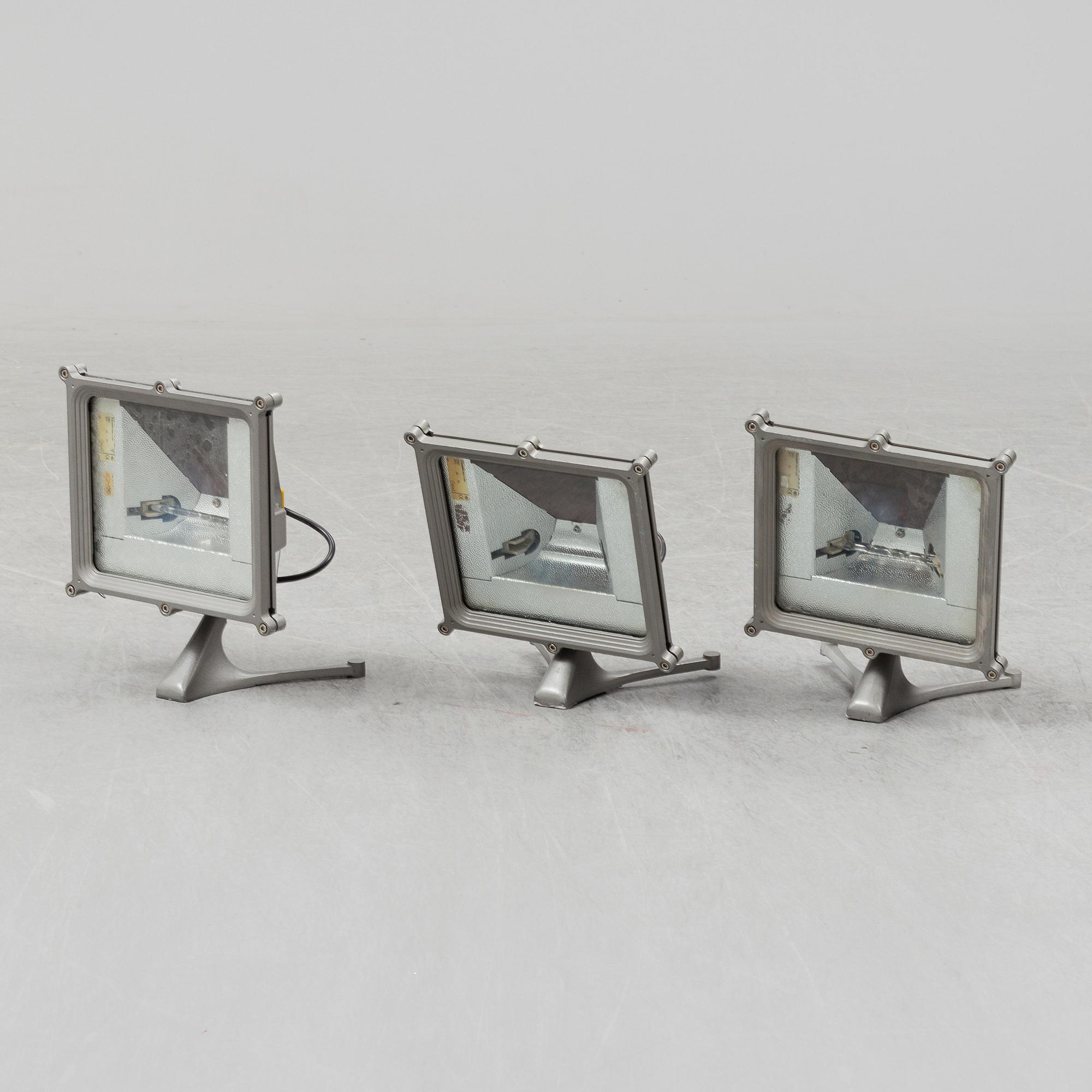 RENZO PIANO, three Lingotto wall lights, Iguzzini.