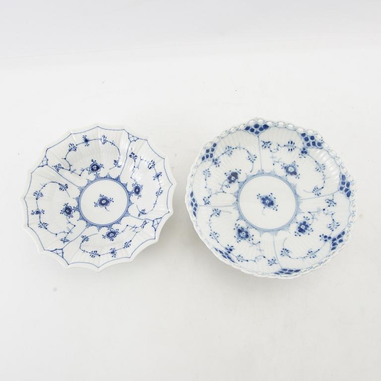 Service pieces 9 pcs "Musselmalet" mostly full lace Royal Copenhagen Denmark 20th century porcelain.
