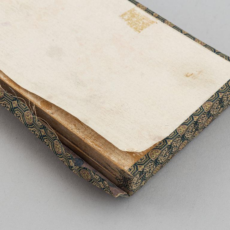 A nephrite comb, China, 20th Century.