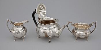 TESERVIS, 3 delar, silver, Mappin & Webb, Sheffield England. 1820-tal. Tot ca 700g.