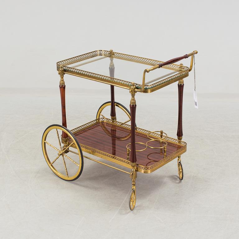 SERVERINGSVAGN, 1900-talets andra hälft.