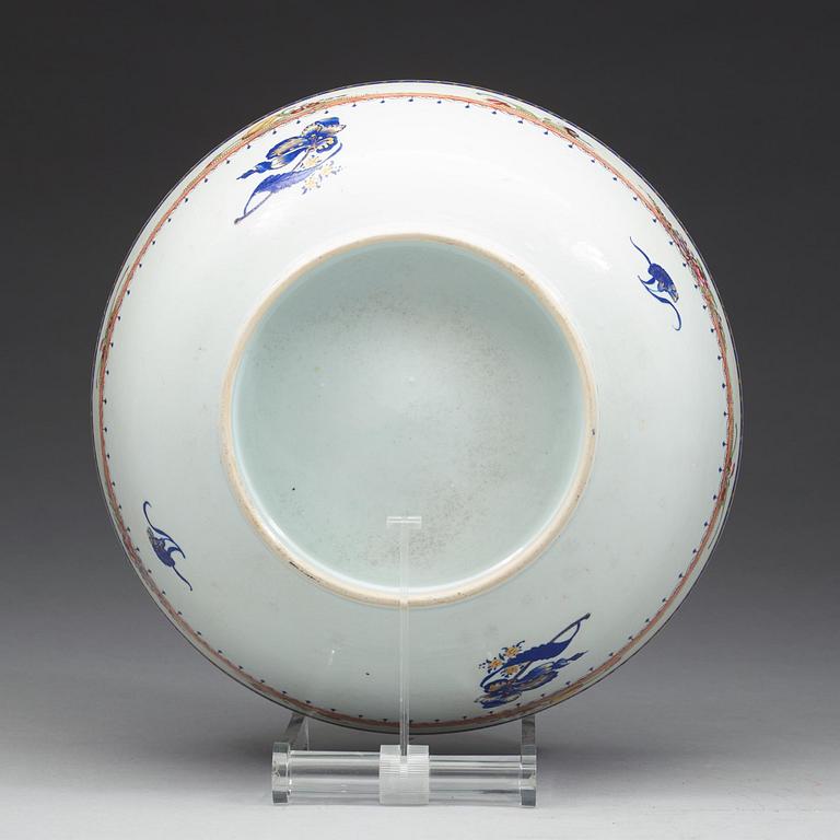 BÅLSKÅL, kompaniporslin. Qingdynasitn, Jiaqing (1796-1820).