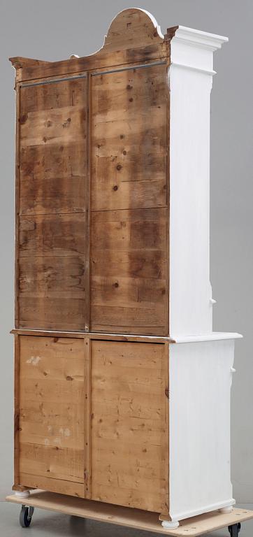 VITRINSKÅP, 1800-talets andra hälft.