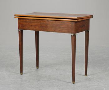 146. SPELBORD. Sengustavianskt.