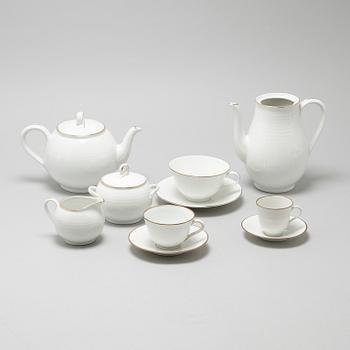 SERVISDELAR, 33 st, porslin, "Swedish Grace", Louise Adelborg, Lidköping/Rörstrand, 1900-tal.