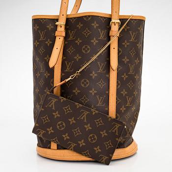 Louis Vuitton, "Bucket", laukku ja pochette.