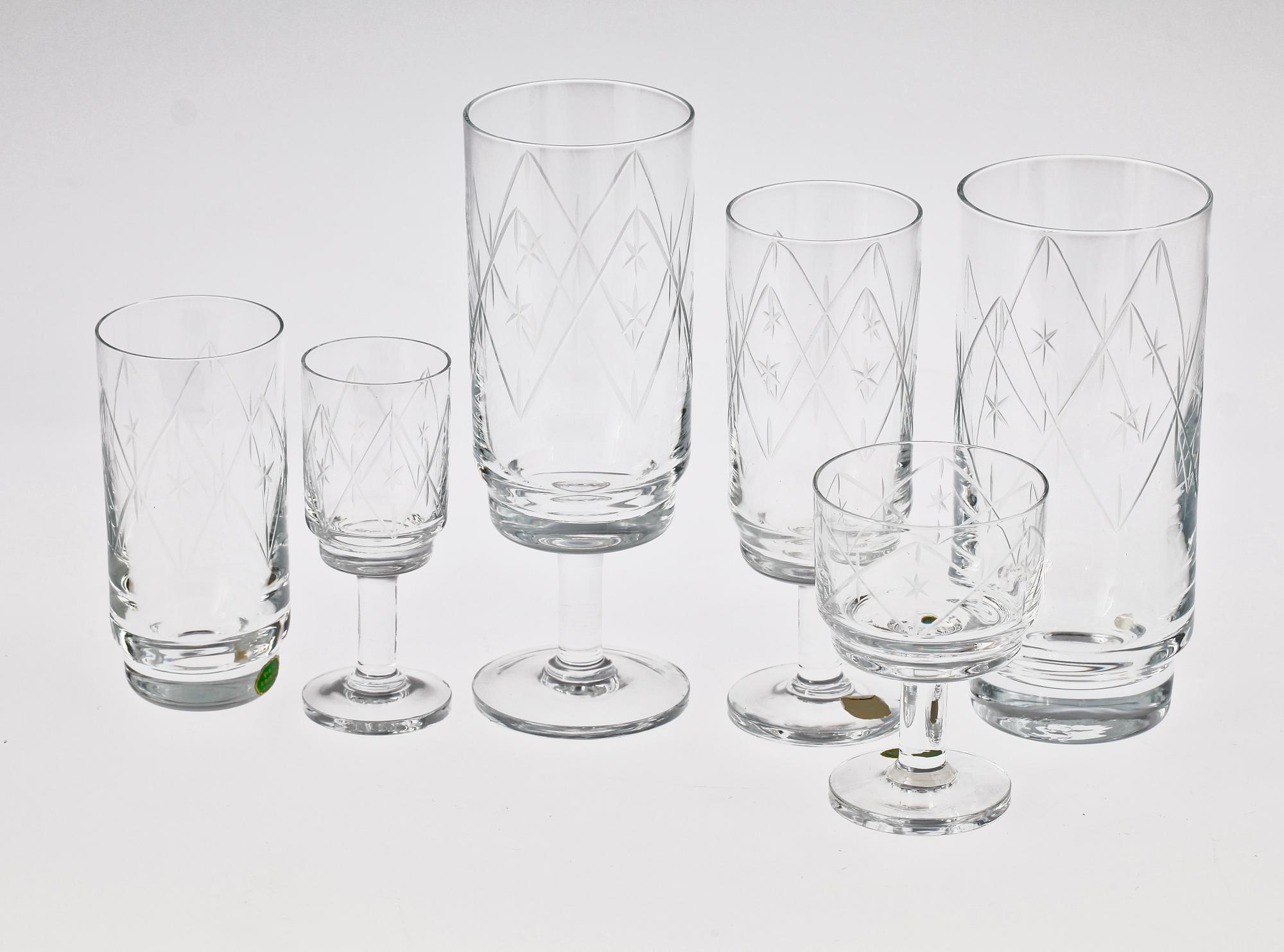 GLASSERVIS, kristall, Kosta, 1900-talets mitt.